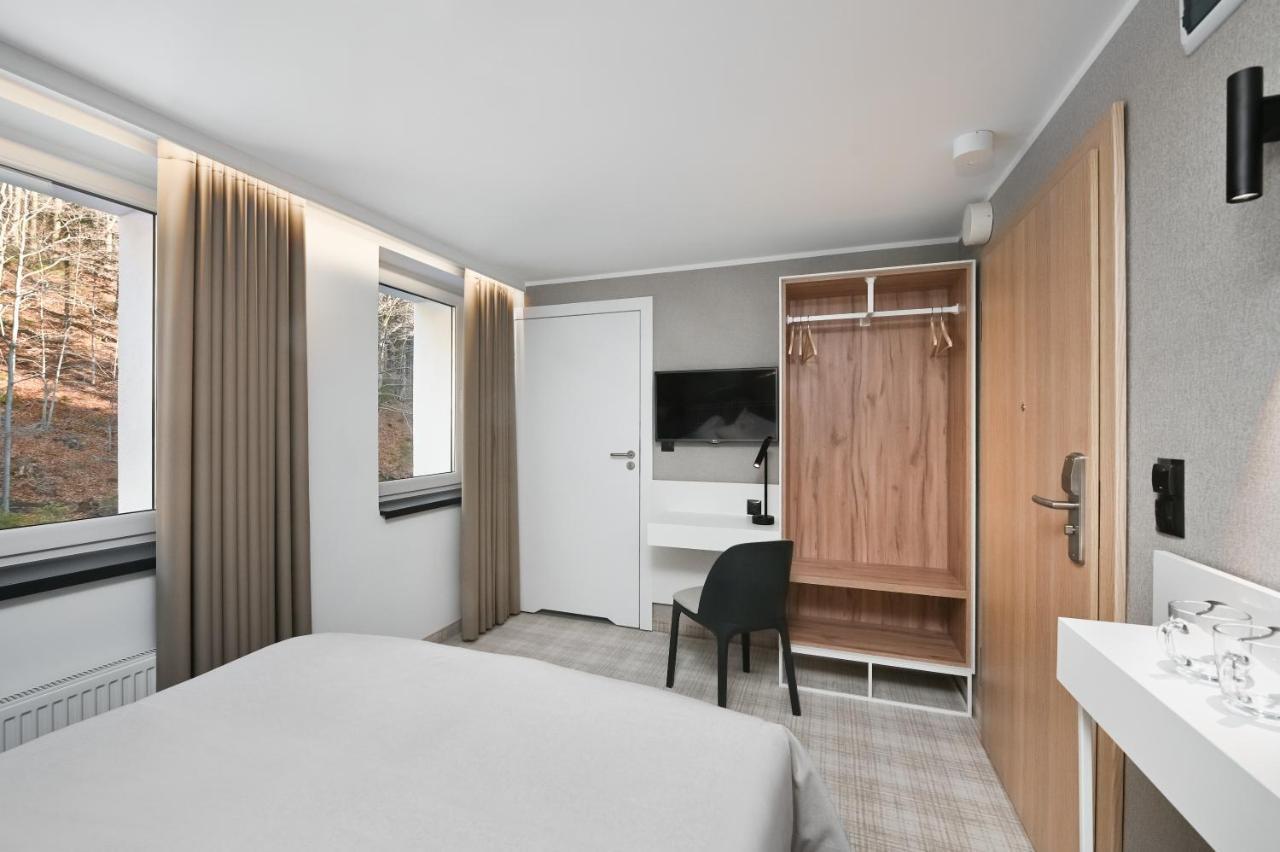 Hotel Zagron シュチルク エクステリア 写真