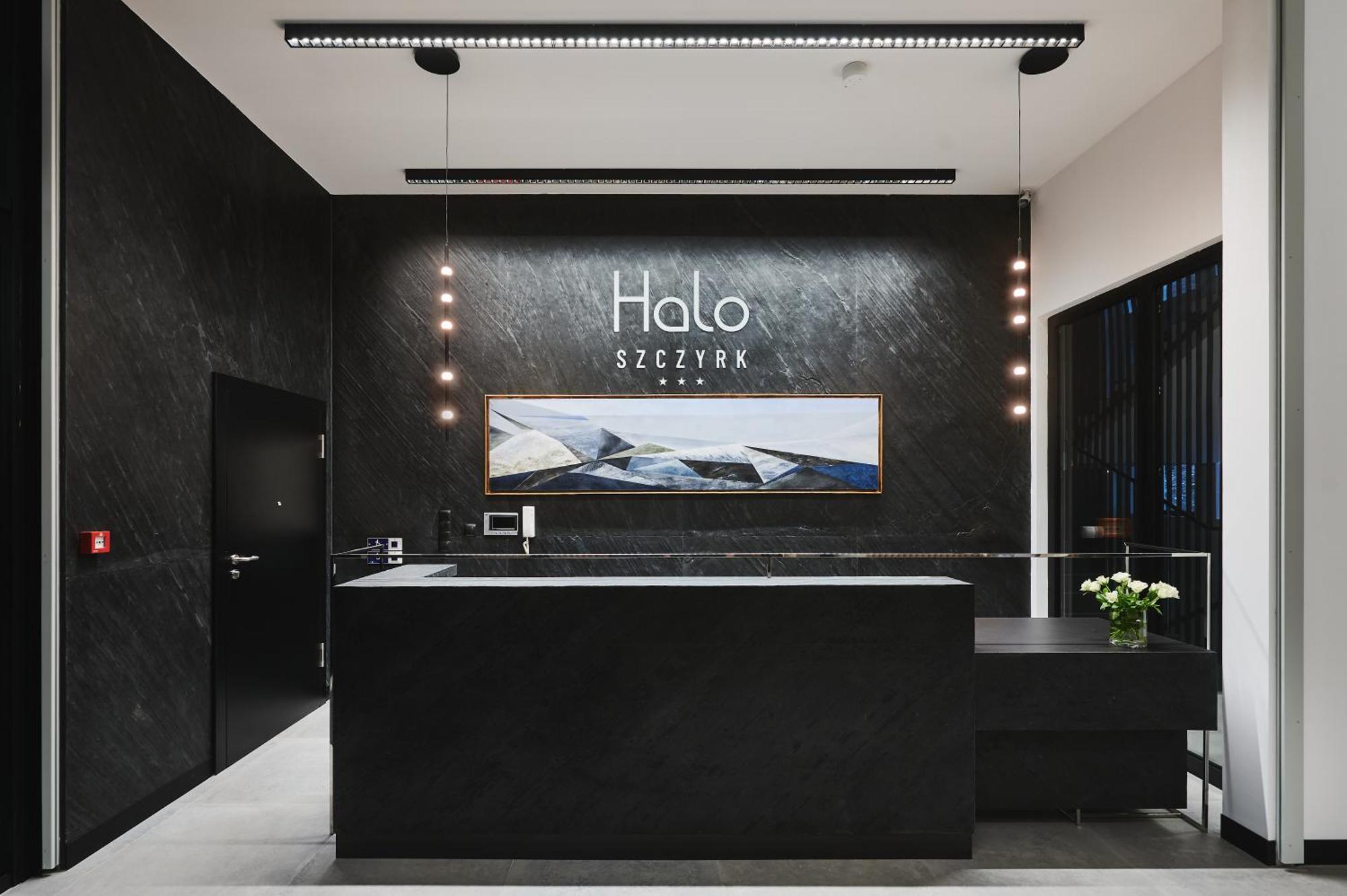 Hotel Zagron シュチルク エクステリア 写真