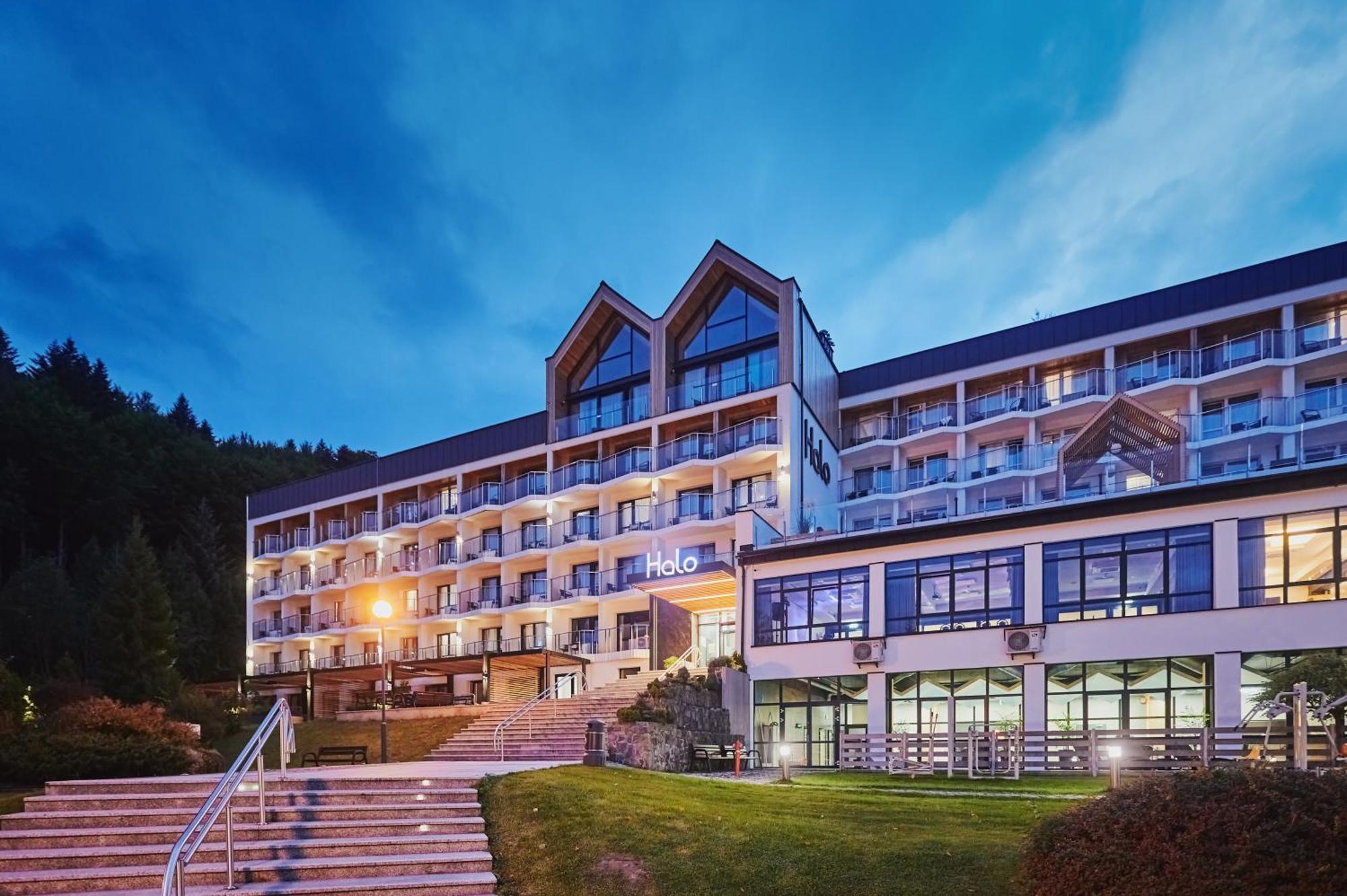 Hotel Zagron シュチルク エクステリア 写真