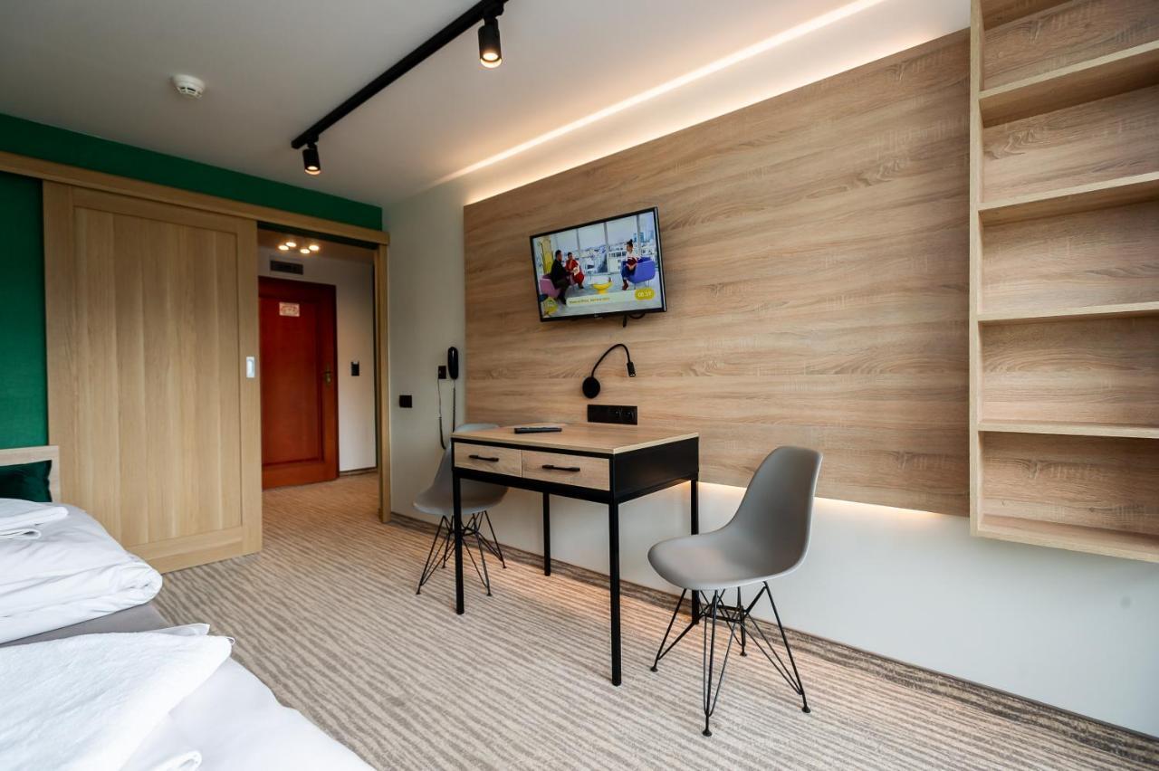 Hotel Zagron シュチルク エクステリア 写真